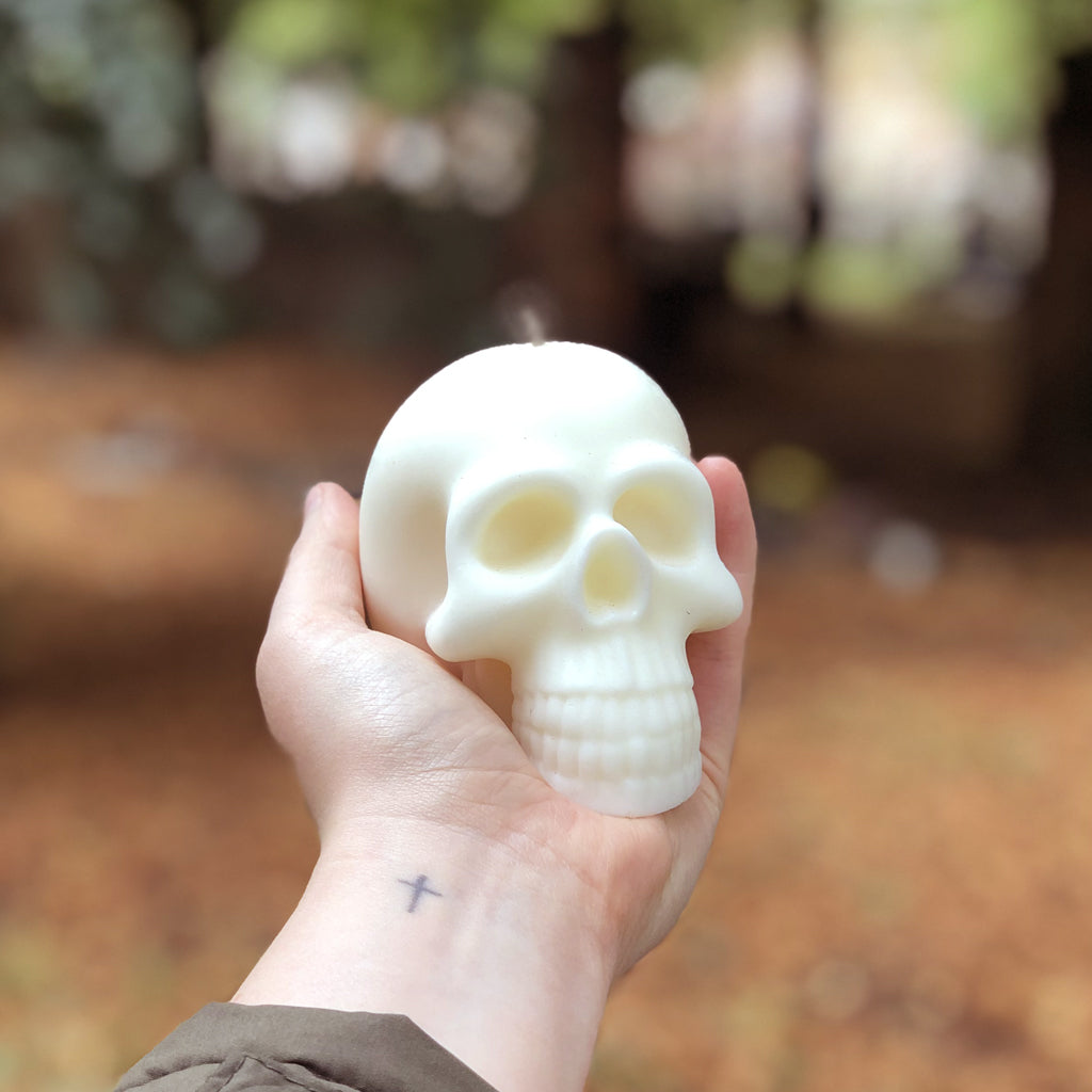 The nights are drawing in and the leaves are beginning to fall! - time to cosy up and enjoy spooky season with this gorgeous skull candle from The Upturned Cauldron.  Learn their curious origin story beautifully presented in this gift box - the perfect addition to your abode this season, if you can bear to light it!